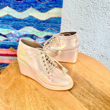 Sneaker Wedges (light gold holographic)