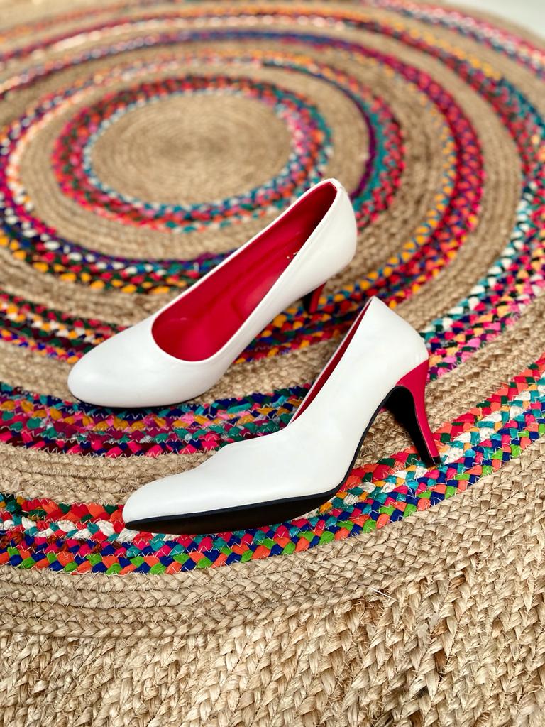 Emma (white pumps ,red insole)