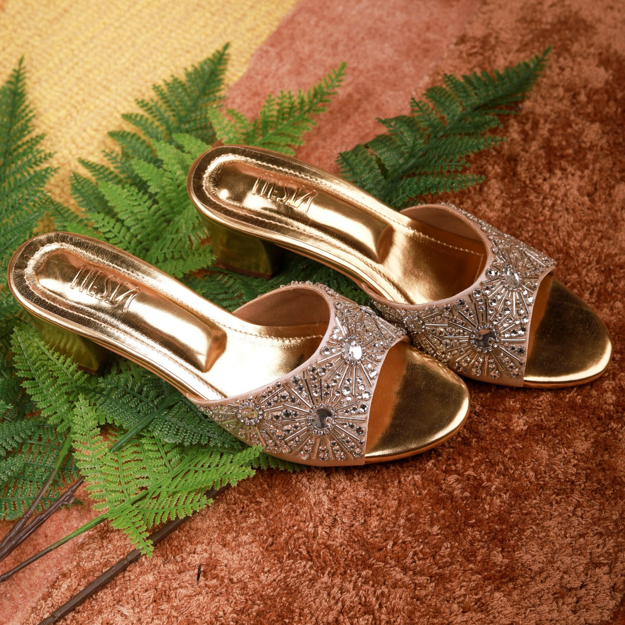 Insta Lady Women Gold, Silver Heels - Buy Insta Lady Women Gold, Silver  Heels Online at Best Price - Shop Online for Footwears in India |  Flipkart.com